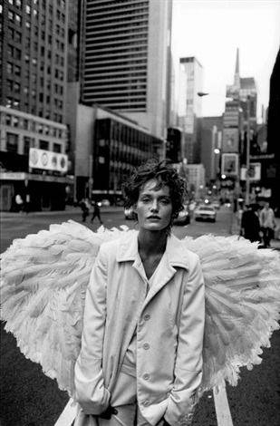 Peter Lindbergh Amber Valletta, New York, USA, 1993, black and white photography . Fashion photography - Angel